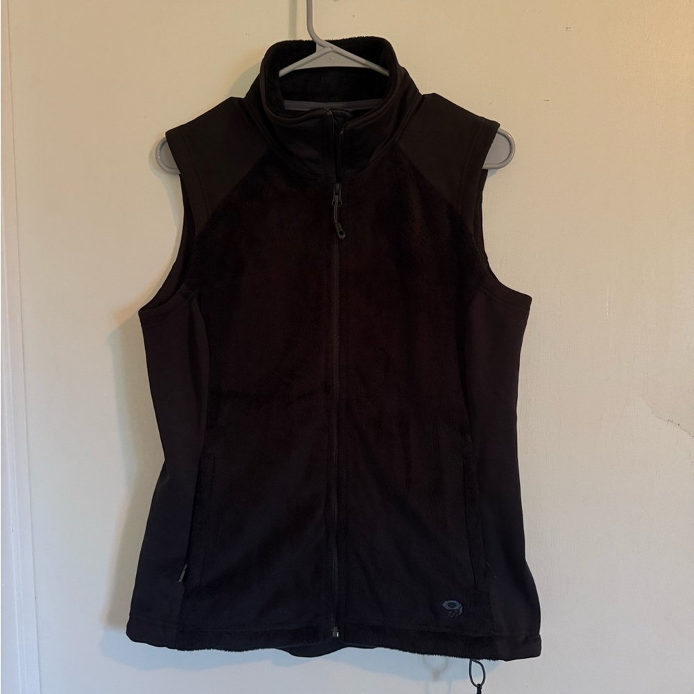 Women's Mountain Hardwear Vest — Size Medium